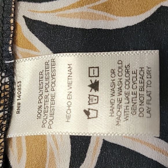 Maison Du Soir Size S/M Black, Gold & White Selena Kimono, NEW with Tags - Picture 13 of 16